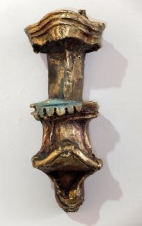 Die sechste Bronzeplastik von Lydia Thomas.  Predigt / Aufgebaut in Ton, abgeformt in Wachs und gegossen aus italienischem Messing, teilweise farbig gefasst in Ölfarbe.