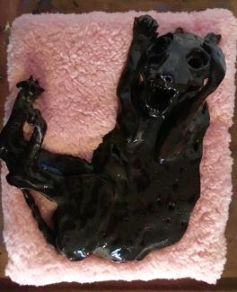 Mummified Pussy, 2015, 27x22cm, glasierte Keramik